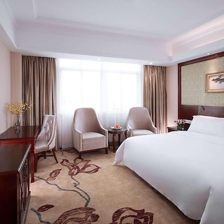 Vienna Hotel Guangzhou Dongpu Bus Station Экстерьер фото