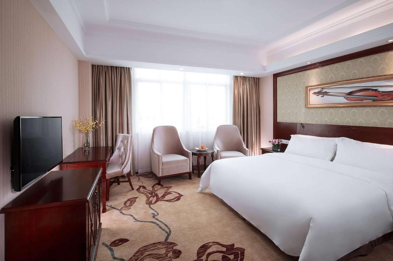 Vienna Hotel Guangzhou Dongpu Bus Station Экстерьер фото